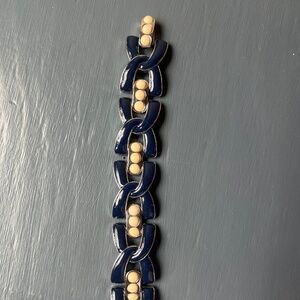 Banana Republic late 2000s bracelet navy and cream